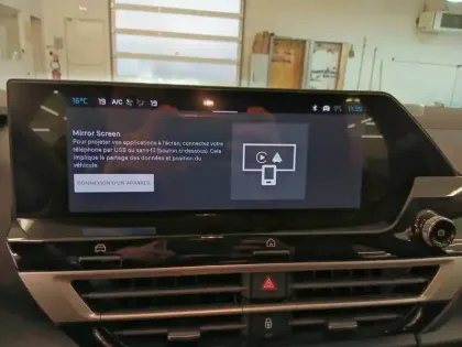 Photo 17 Citroën C4  Hybride 145 e-DCS6