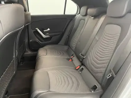 Photo 81 Mercedes Classe A  180 d 8G-DCT