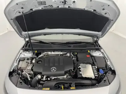 Photo 19 Mercedes Classe A  180 d 8G-DCT