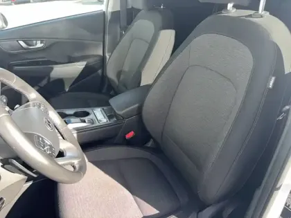 Photo 7 Hyundai Kona  Electrique 39 kWh - 136 ch