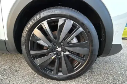 Photo 14 Peugeot 3008  Hybrid4 300 e-EAT8