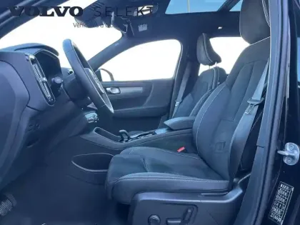 Photo 3 Volvo Xc40  B3 163 ch DCT7