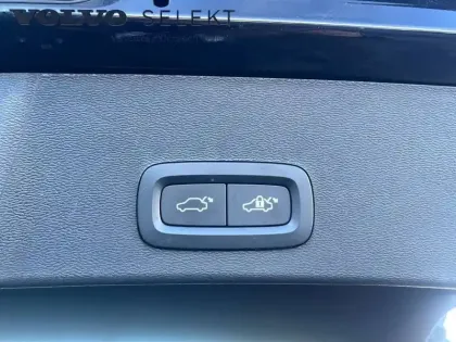 Photo 26 Volvo Xc40  B3 163 ch DCT7