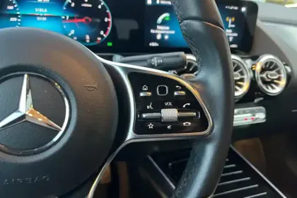 Photo 18 Mercedes GLA  200 d 8G-DCT