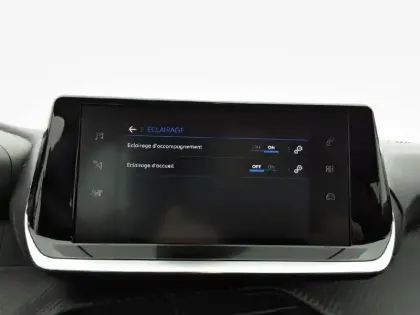 Photo 26 Peugeot 208  PureTech 75 S&S BVM5