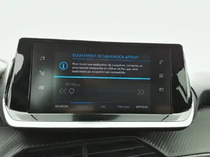 Photo 21 Peugeot 208  PureTech 75 S&S BVM5