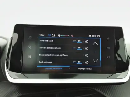 Photo 23 Peugeot 208  PureTech 75 S&S BVM5