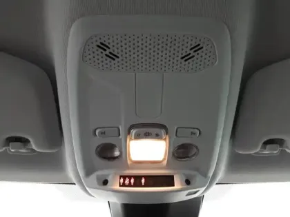 Photo 29 Peugeot 208  PureTech 75 S&S BVM5