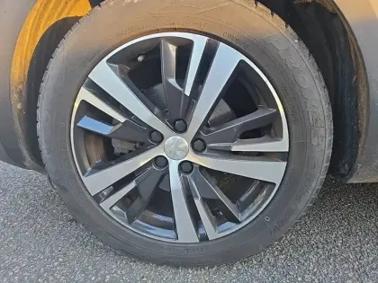 Photo 12 Peugeot 3008  Puretech 130ch S&S EAT8