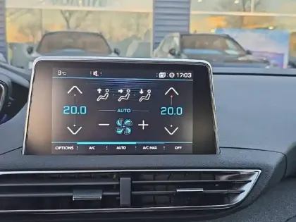 Photo 19 Peugeot 3008  Puretech 130ch S&S EAT8