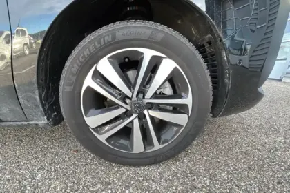 Photo 31 Peugeot Traveller  M 2.2 Diesel 180ch S&S EAT8