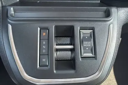 Photo 18 Peugeot Traveller  M 2.2 Diesel 180ch S&S EAT8