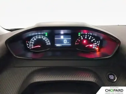 Photo 16 Peugeot 2008  PureTech 130 S&S BVM6