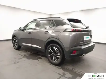 Photo 32 Peugeot 2008  PureTech 130 S&S BVM6