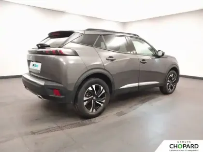 Photo 28 Peugeot 2008  PureTech 130 S&S BVM6