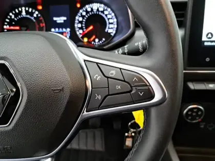 Photo 30 Renault Clio  Blue dCi 85