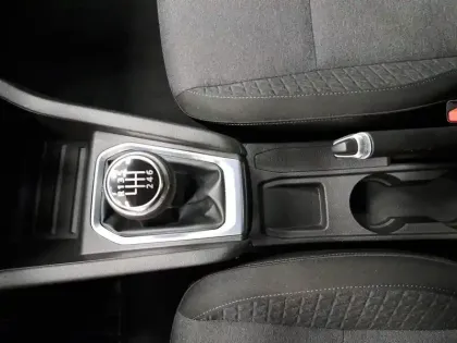 Photo 74 Renault Clio Gén. V (BJA) Ph1 Business Réversible 5