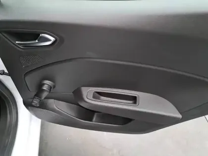 Photo 63 Renault Clio Gén. V (BJA) Ph1 Business Réversible 5