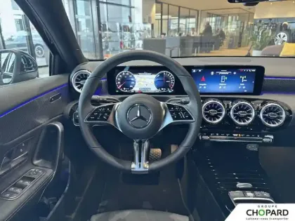 Photo 1 Mercedes Classe A  250 e Hybrid EQ 8G-DCT