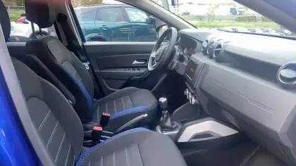 Photo 2 Dacia Duster  Blue dCi 115 4x2