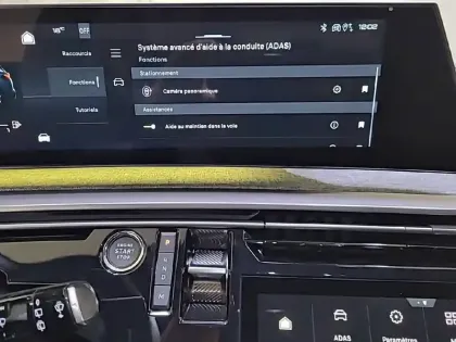 Photo 21 Peugeot 5008  Hybrid 136 e-DCS6