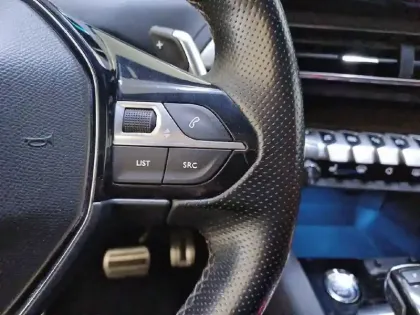 Photo 60 Peugeot 3008  Hybrid4 300 e-EAT8