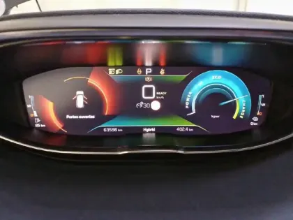 Photo 44 Peugeot 3008  Hybrid4 300 e-EAT8