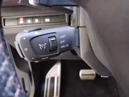 Photo 62 Peugeot 3008  Hybrid4 300 e-EAT8