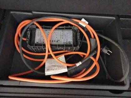 Photo 18 Peugeot 3008  Hybrid4 300 e-EAT8