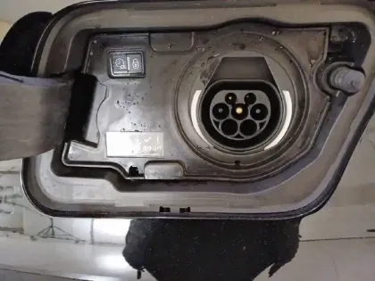 Photo 55 Peugeot 3008  Hybrid4 300 e-EAT8