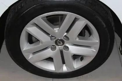 Photo 48 Renault Clio  Blue dCi 100 - 21N