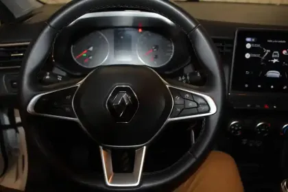 Photo 38 Renault Clio  Blue dCi 100 - 21N