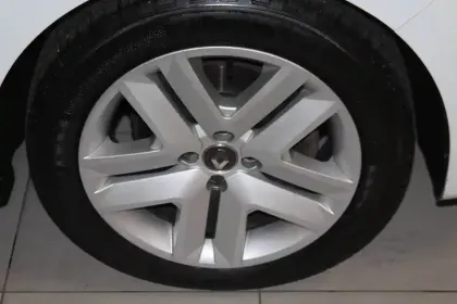 Photo 47 Renault Clio  Blue dCi 100 - 21N