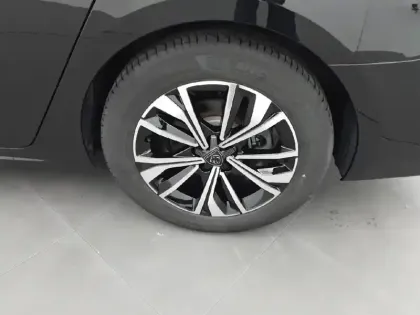 Photo 12 Peugeot 508  SW BlueHDi 130 ch S&S EAT8