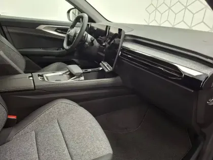 Photo 38 Renault Austral  full hybrid E-Tech 200 ch