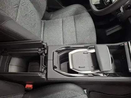 Photo 42 Renault Austral  full hybrid E-Tech 200 ch