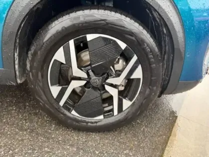 Photo 23 Peugeot 2008  Hybrid 145 e-DCS6