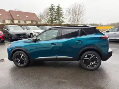 Photo 7 Peugeot 2008  Hybrid 145 e-DCS6