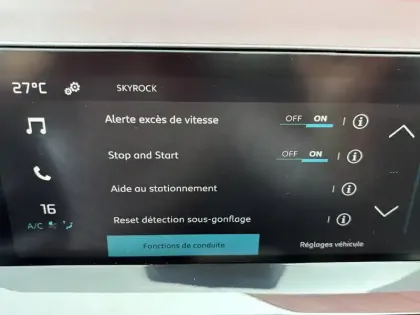 Photo 21 Citroën C4  Hybride 110 e-DCS6