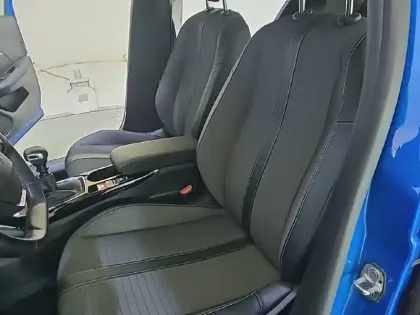 Photo 10 Peugeot 208  PureTech 100 S&S BVM6