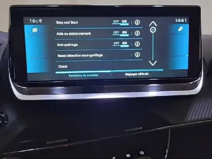 Photo 21 Peugeot 208  PureTech 100 S&S BVM6