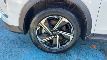 Photo 19 Mitsubishi Eclipse Cross  2.4 MIVEC PHEV Twin Motor 4WD