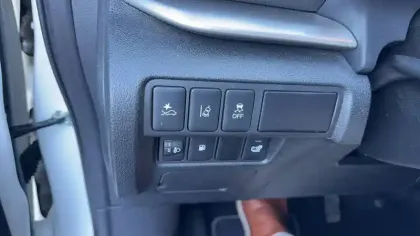 Photo 17 Mitsubishi Eclipse Cross  2.4 MIVEC PHEV Twin Motor 4WD