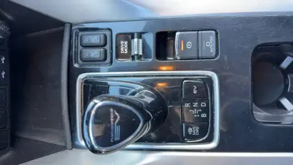 Photo 37 Mitsubishi Eclipse Cross  2.4 MIVEC PHEV Twin Motor 4WD