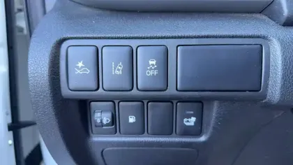 Photo 35 Mitsubishi Eclipse Cross  2.4 MIVEC PHEV Twin Motor 4WD