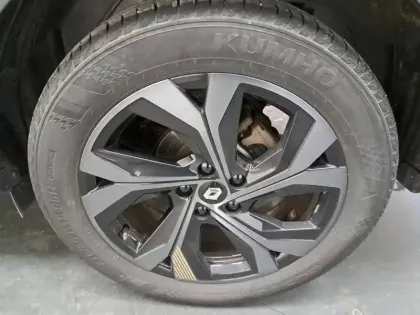 Photo 17 Renault Arkana  E-Tech hybride 145 - 22