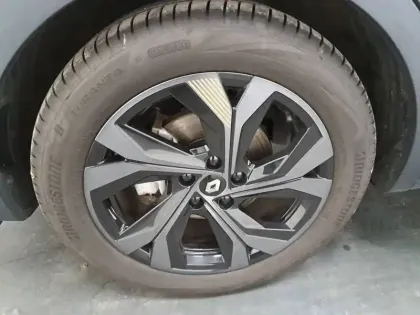 Photo 16 Renault Arkana  E-Tech hybride 145 - 22