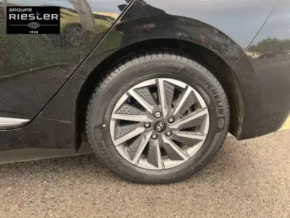 Photo 10 Hyundai Ioniq  Electric 136 ch