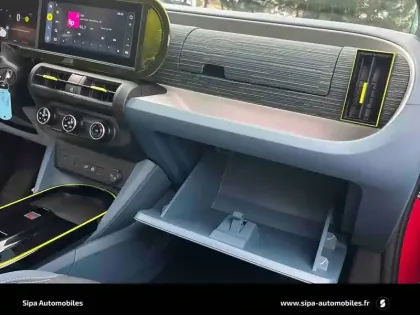 Photo 28 Fiat Grande Panda  e 83 ch