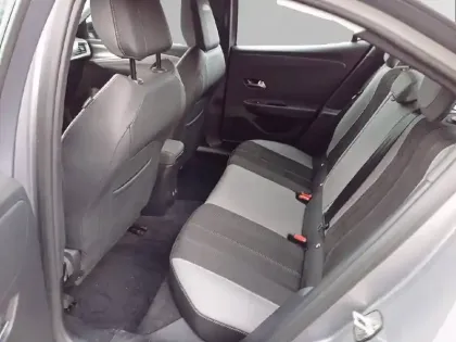 Photo 11 Opel Mokka  Electrique 136 ch & Batterie 50 kWh